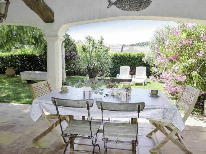 Location de vacances pour 6 personnes, avec piscine et jardin dans Plage de la Gaillarde - 2