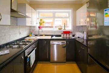 Holiday Home for 8 People in Blackpool, North West England, Photo 3