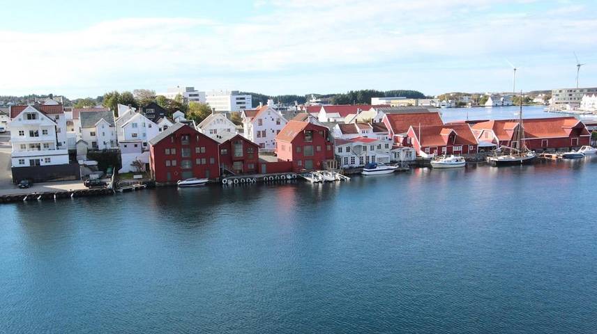 Ferieleilighet for 2 personer, med utsikt og innsjøutsikt i Haugesund 