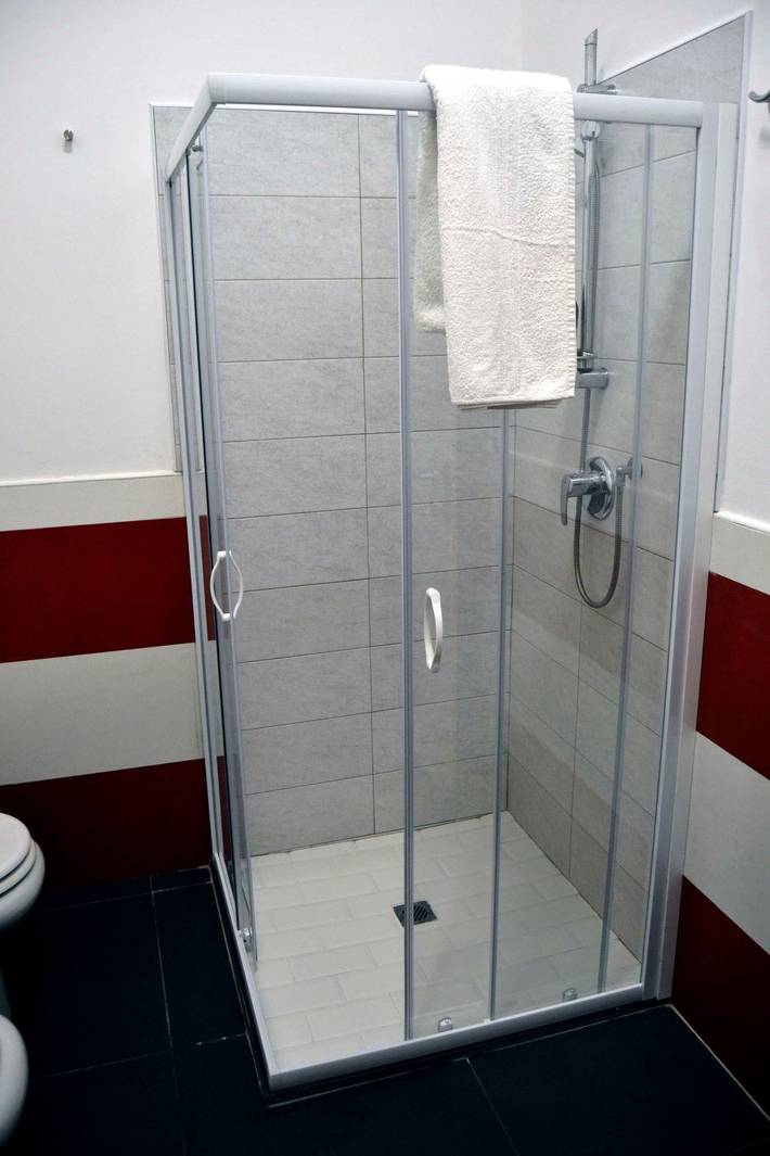 Gîte pour 6 personnes, avec balcon à Donnalucata - 4