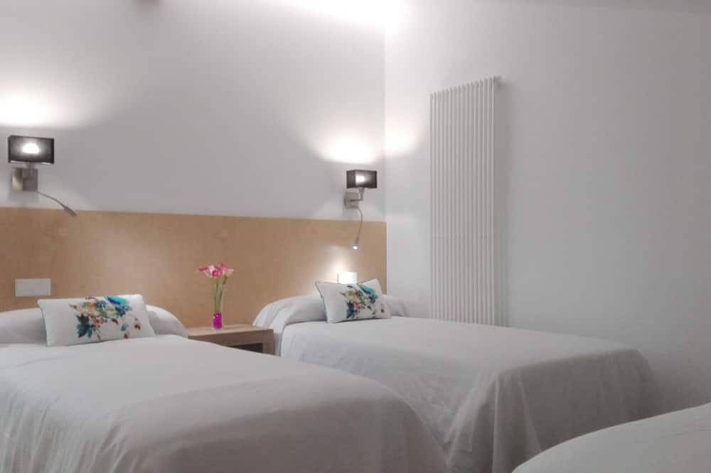 Apartamentos Los Picos - Apartamento 6 personas in Liérganes, Costa de Cantabria