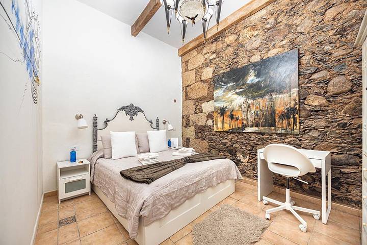 Alojamiento y desayuno para 2 personas, con terraza en Gran Canaria