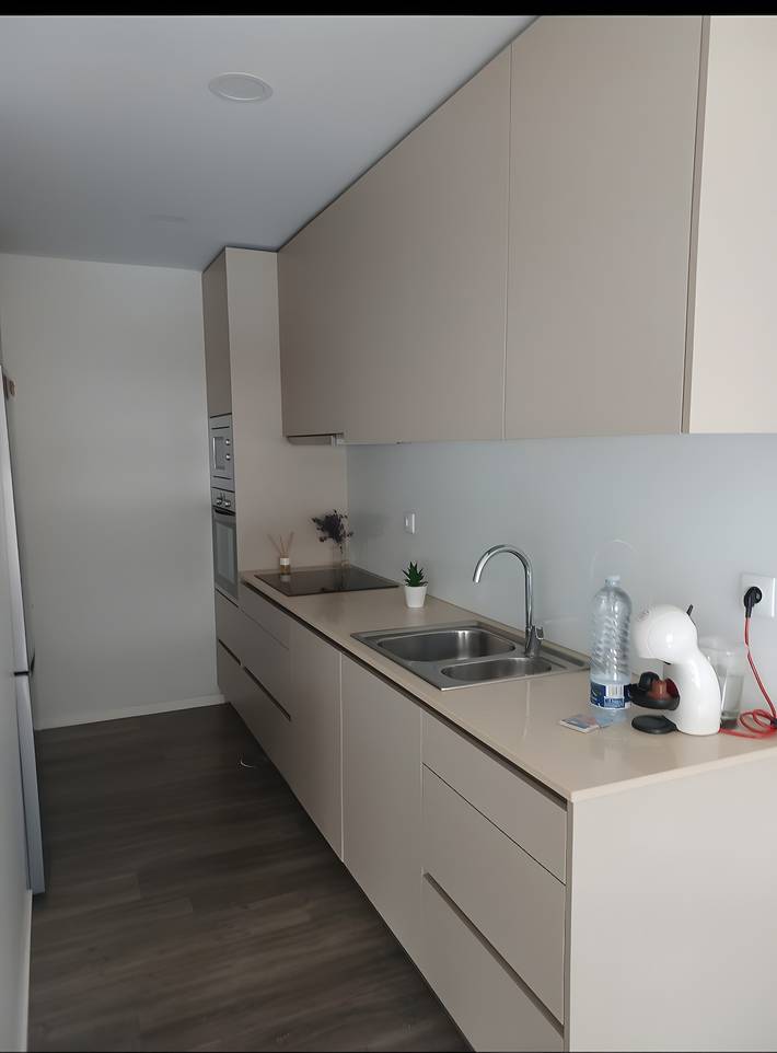 Entire apartment, Fj Accommodation – Póvoa de Varzim: Comfort and Prime Location by the Beach in Povoa de Varzim, Porto District