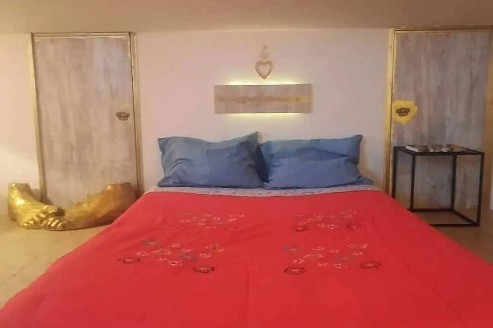 Entire apartment, Next Stop Room in Azurara, Porto District