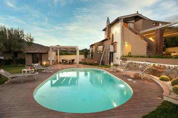 Cottage pour 5 personnes, avec jardin ainsi que piscine et vue à Graniti