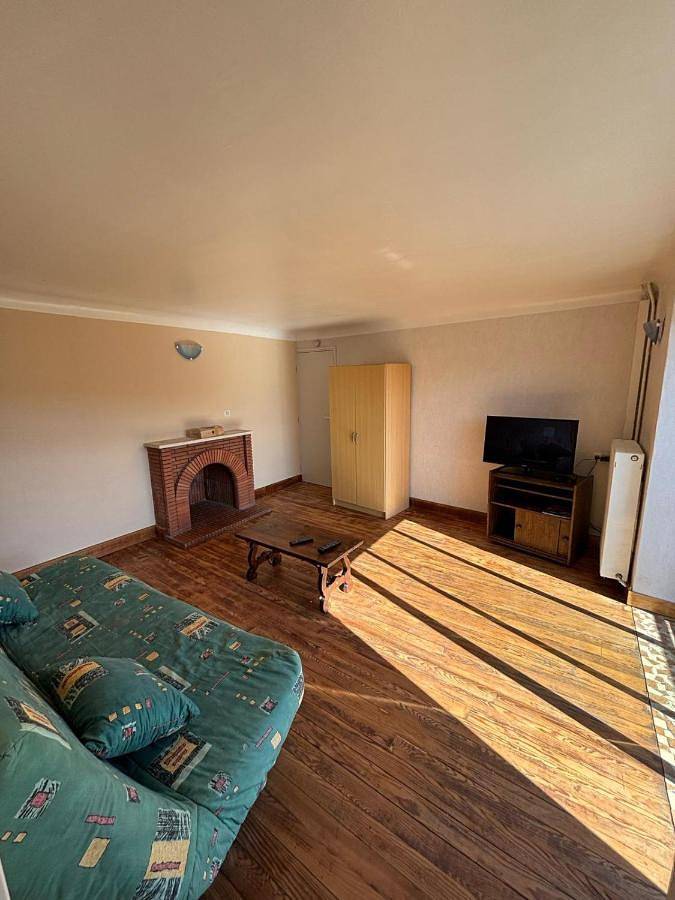 Gîte pour 3 personnes, avec vue et terrasse à Saint-Rome-de-Cernon - 3