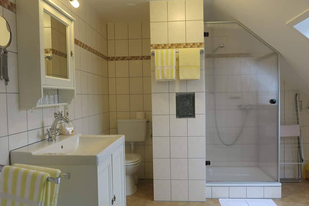 Ganze Wohnung, Gemütliche 2 Pers. Ferienwohnung \"Sonnenblume\" in Irmenach, Bernkastel-Kues & Umgebung