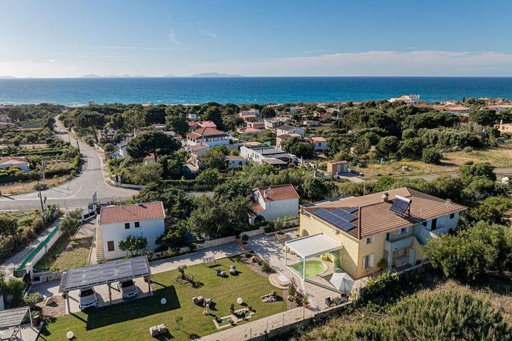 Ferienhaus für 5 Personen, mit Garten und Terrasse sowie Pool
