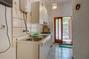 Hütte für 2 Personen in Veli Losinj, Kvarner Bucht, Bild 2