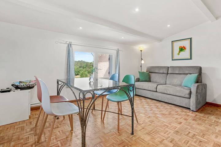 Location de vacances pour 4 personnes, avec piscine et jardin, animaux acceptés à Bras