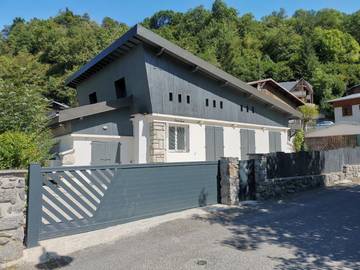 Chalet pour 10 personnes, avec terrasse, adapté aux familles à Saint-Lary