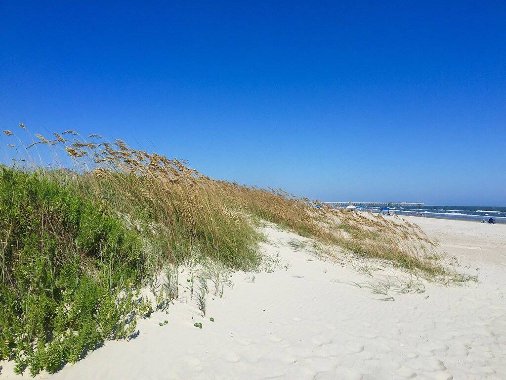 Schöner Strandurlaub! Gehen Sie zum Strand! Schlaf 6. in Yaupon Beach, Oak Island (NC)