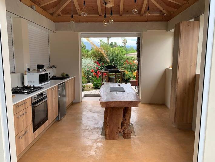 Location de vacances pour 2 personnes, avec piscine et jardin à Sarrola-Carcopino - 2