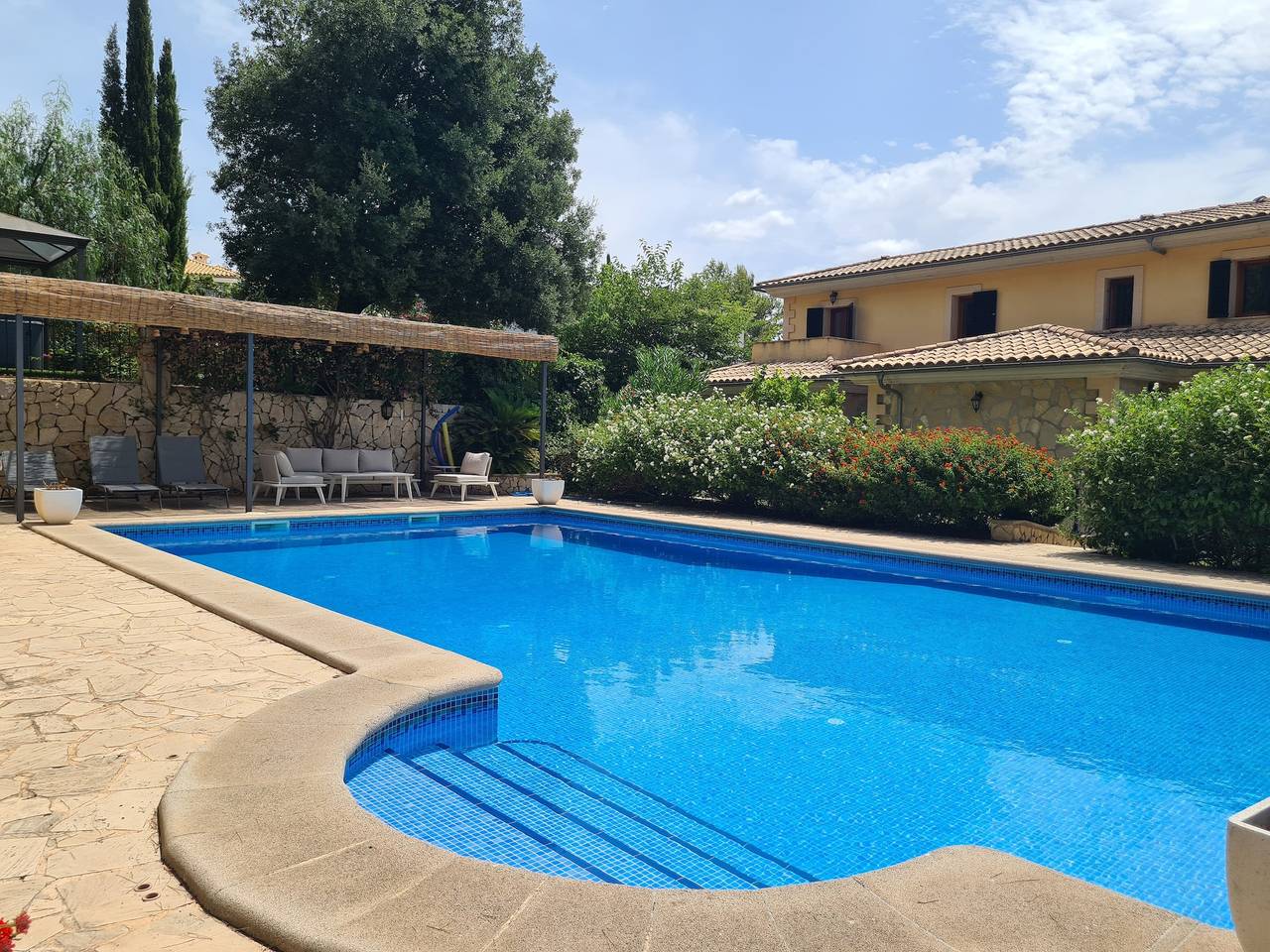 Villa 'Jacelia' con vistas a la montaña, Wi-Fi y aire acondicionado in Crestatx, Sa Pobla