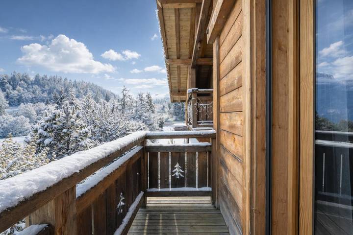 Luxury Chalet Pool & Jacuzzi near Megeve in Sallanches, Pays du Mont-Blanc