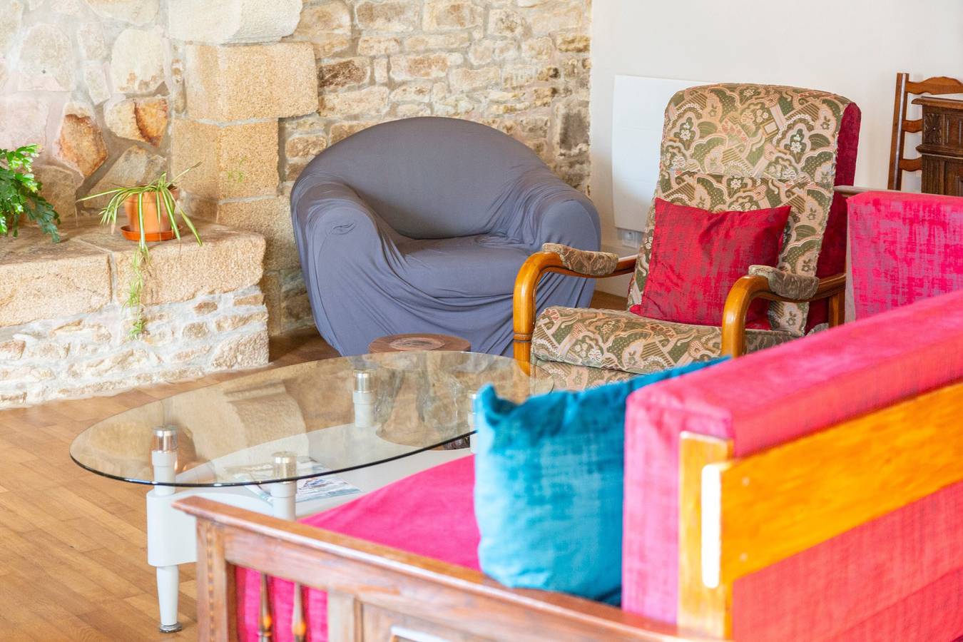 Maison de vacances 'Les Hirondelles' avec terrasse privée, jardin privé et Wi-Fi in Mellac, Région de Quimper
