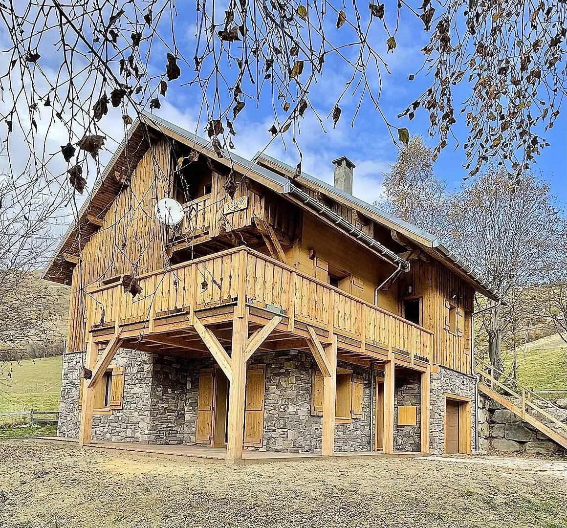 Wohnung von 125 m2 im Chalet klassifiziert 3* - Fuß der Pisten in Saint-Jean-d'Arves, Region Saint-Jean-de-Maurienne