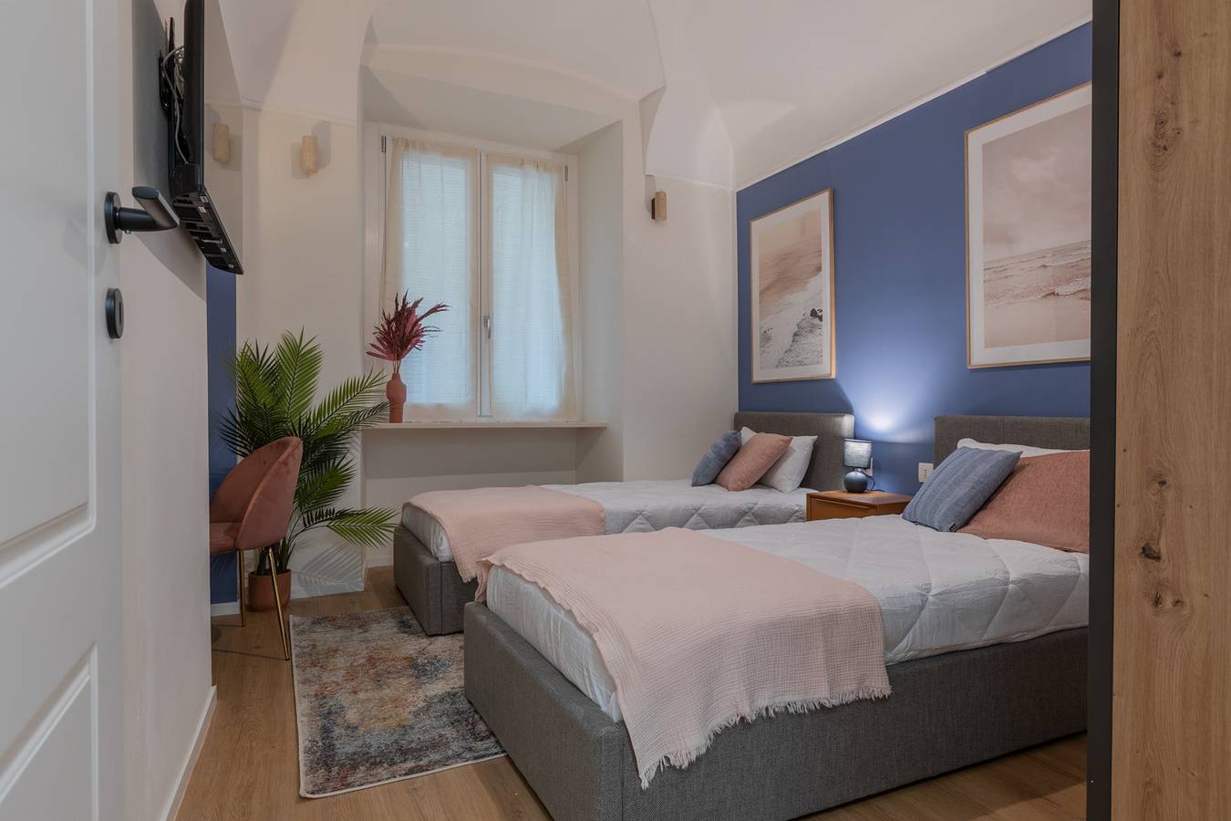 Geheel appartement, Xx Settembre 67 - Cheerful Blue Flat in Turijn, Provincie Torino