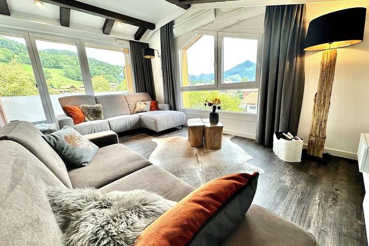 Ferienwohnung für 6 Personen, mit Balkon und Whirlpool sowie Sauna am Schliersee