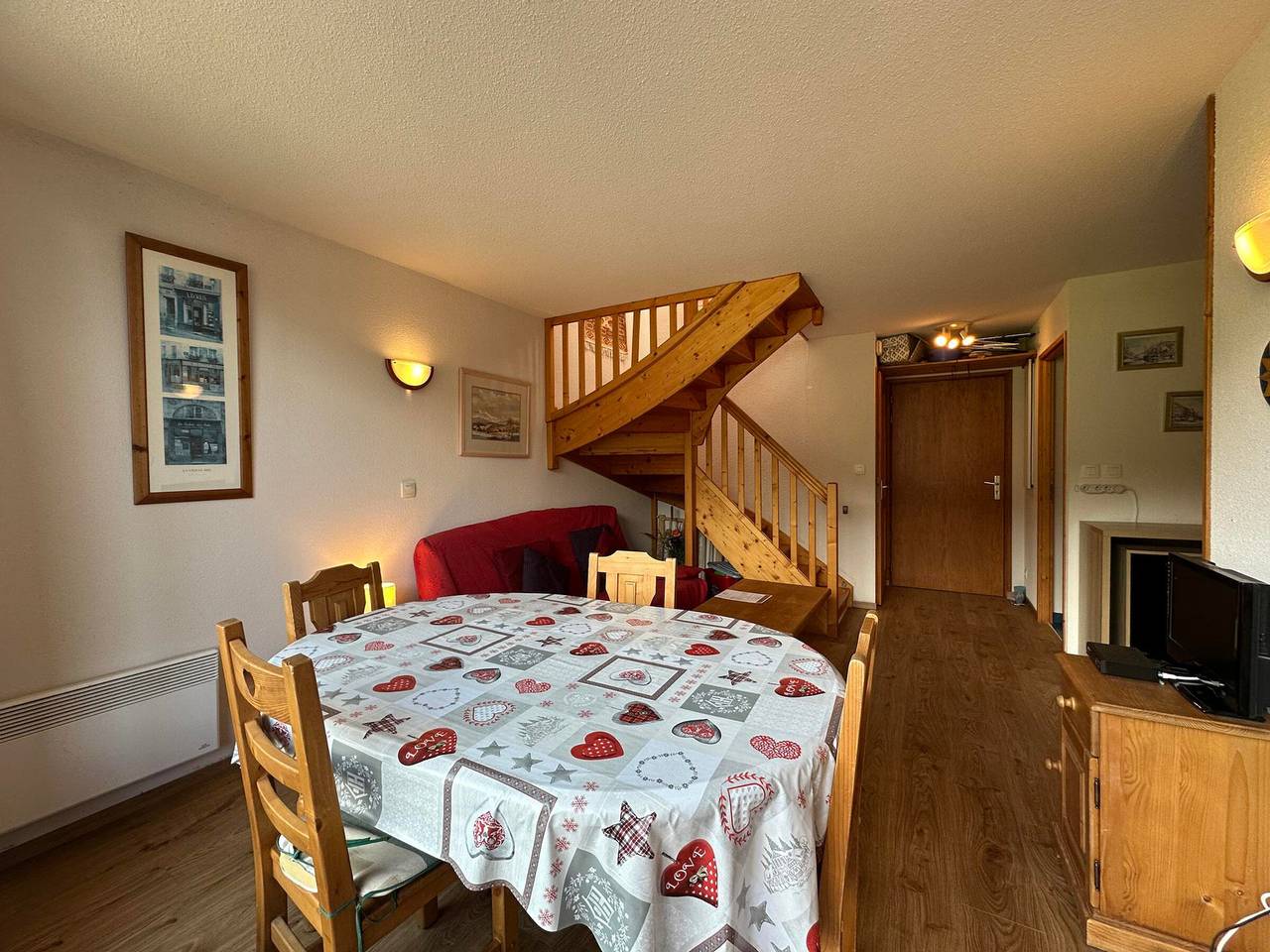 Apartamento entero, Duplex a pie de pistas con balcón, ascensor y parking - Ideal para 6 personas in Station de Morillon, Grand Massif