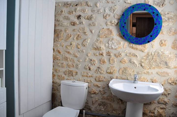 Gîte pour 7 personnes, avec jardin et piscine à La Rochebeaucourt-et-Argentine - 4