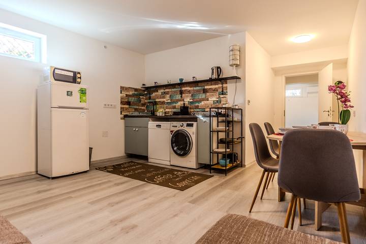 Ganze Wohnung, Káli Retreat Fitness and Relax 2 1Br Apt in Zánka, Balatonfüredi járás