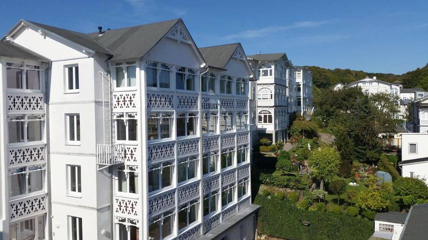 Ferienhaus mit Meerblick für 5 Personen, mit Ausblick und Seeblick in Sassnitz - 2