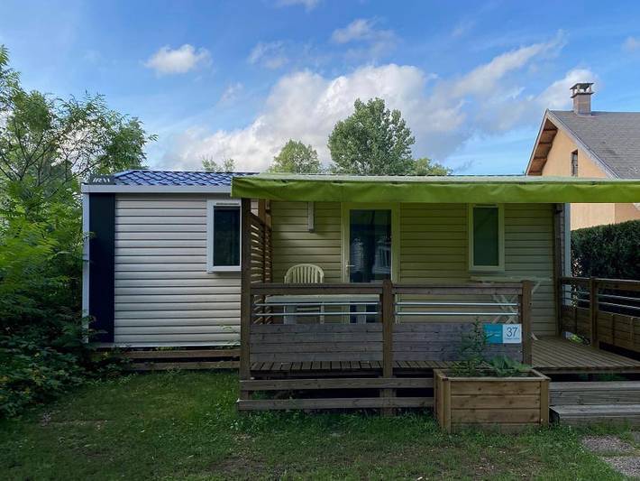 Camping pour 5 personnes, avec bassin pour enfant dans le Jura - 2