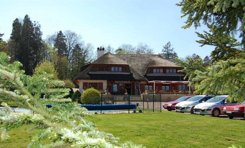Hôtel pour 2 personnes, avec jardin et piscine, animaux acceptés
