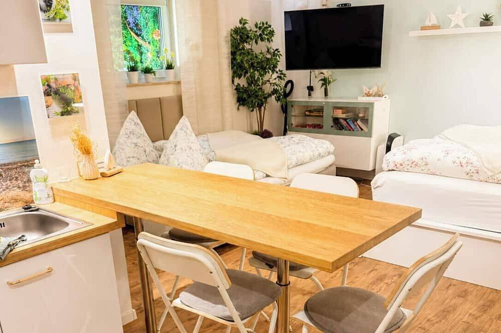 Ganze Wohnung, Modernes, Mini Apartment in Zirndorf, Franken