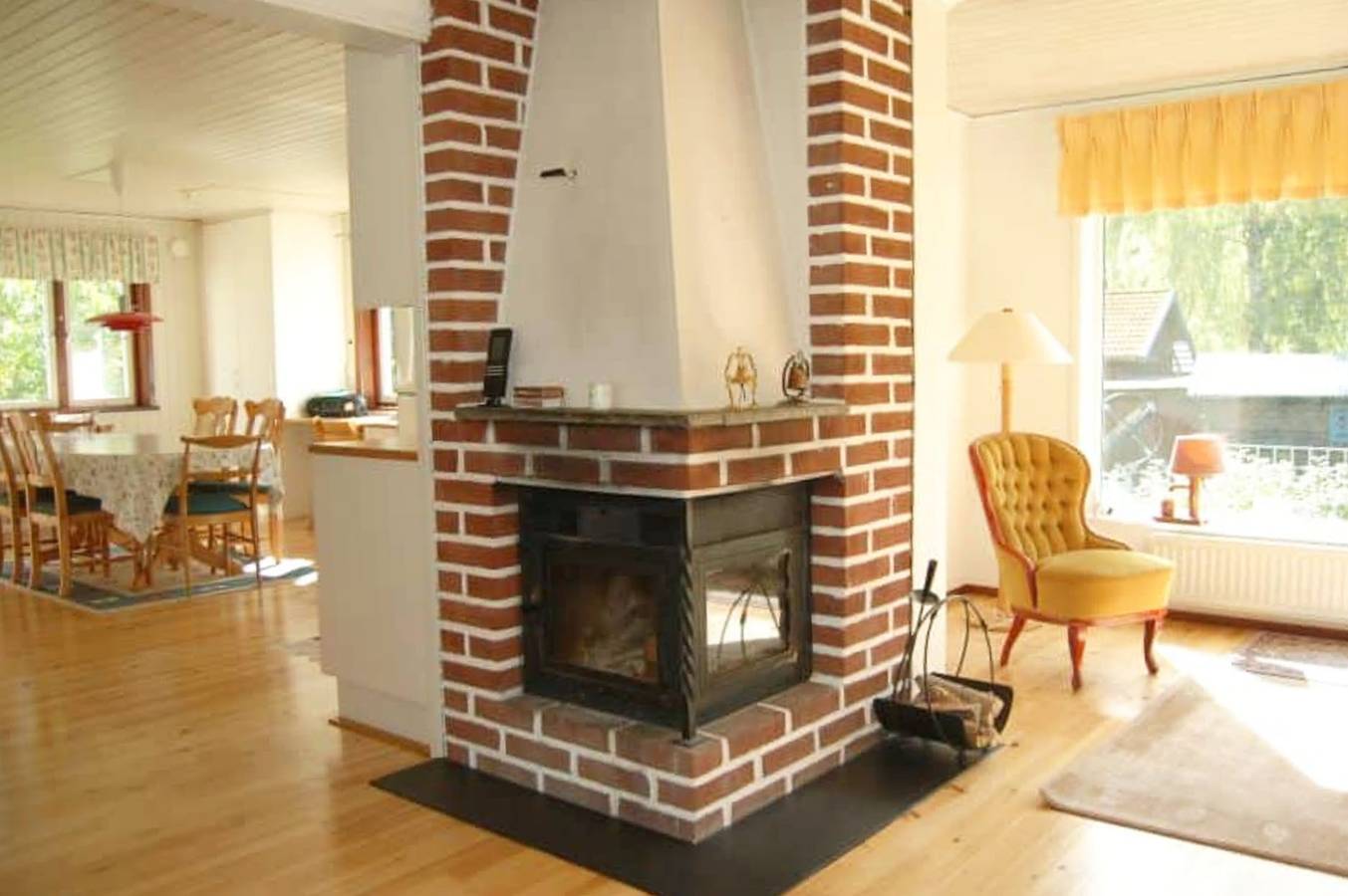 Se09163 in Svanesund, Orust