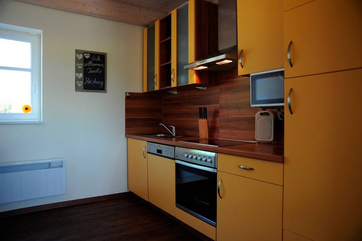 Ferienhaus für 7 Personen, mit Terrasse und Sauna sowie Pool und Garten, mit Haustier in Todendorf - 2