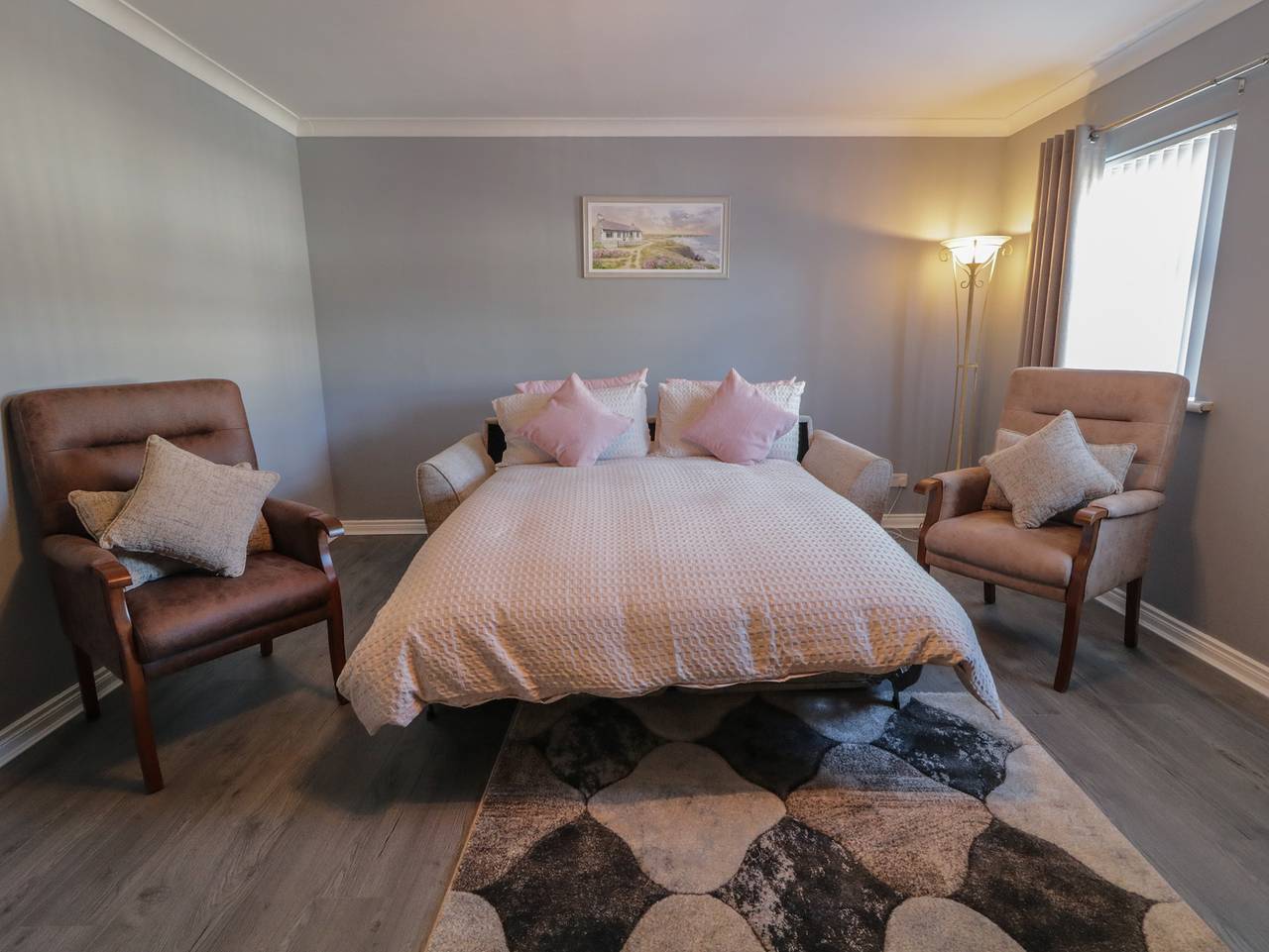 Entire apartment, Shalom Apartment 100A in County Armagh