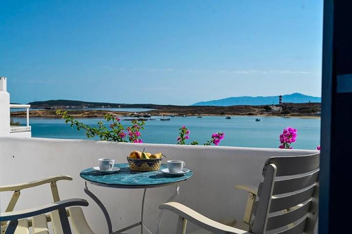 Chambre d’hôte pour 3 personnes, avec Vue sur l’océan et Jardin dans Paros