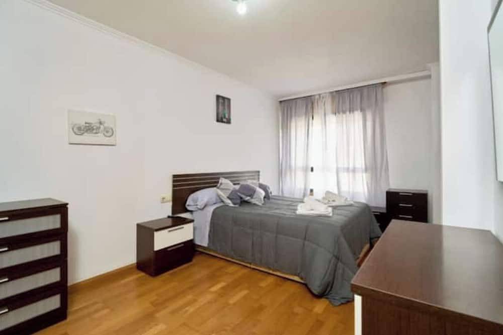 Entire apartment, Piso en Mondariz 3 Dormitorios y 2 Baños in Mondariz, Pontevedra Province