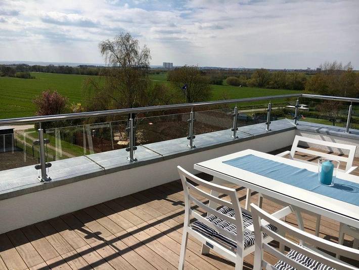 Ferienwohnung für 4 Personen, mit Balkon und Terrasse in Meeschendorf