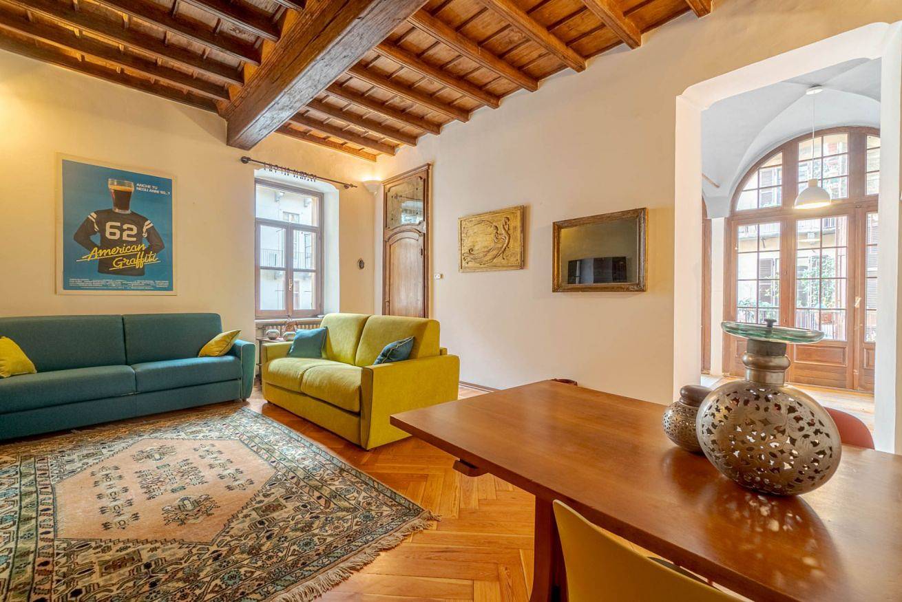 Entire apartment, Quadrilatero Romano! Exclusive & Roomy Apt x7 in Turin, Turin Province