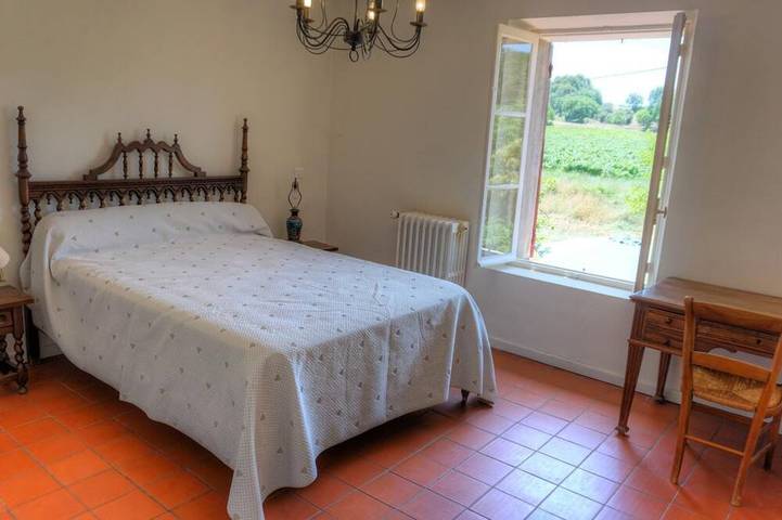 Location de vacances pour 4 personnes, animaux acceptés à La Tour-d'Aigues - 2