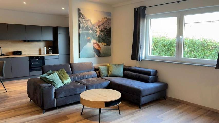 Ferienwohnung für 4 Personen, mit Ausblick in Andernach