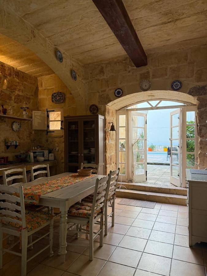 Maison d’hôte pour 2 personnes, avec terrasse et piscine dans Xaghra - 2