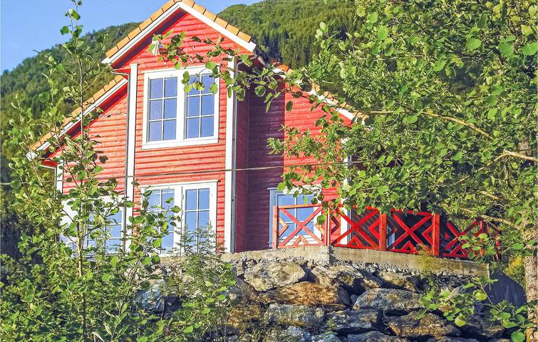 Ferienhaus für 8 Personen mit Terrasse in Vaksdal