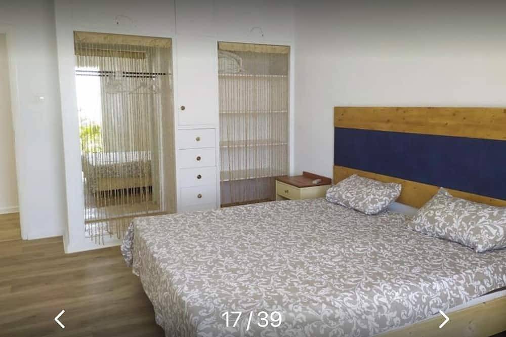 Your Retreat Between Sky and Sea: Villa La Palma Isla Bonita in Los Llanos, Los Llanos de Aridane