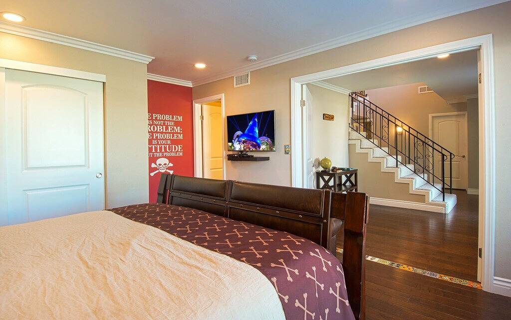 Funtierland + Pirate's Lair + In der Nähe von Disney + Pool + Spielzimmer + Hinterhof in Anaheim, Orange County