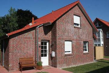 Ferienhaus für 6 Personen, mit Garten und Sauna sowie Terrasse in Norden-Norddeich