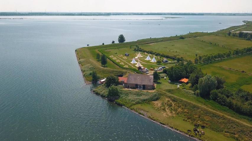 Tinyparks Cast Away — Cast Away Bell-Zelt in Niederländische Nordsee