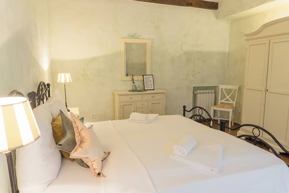 Villa Melissa - istrisches Steinhaus mit Pool in sehr guter Lage in Sveti Lovreč Pazenatički, Zentralistrien