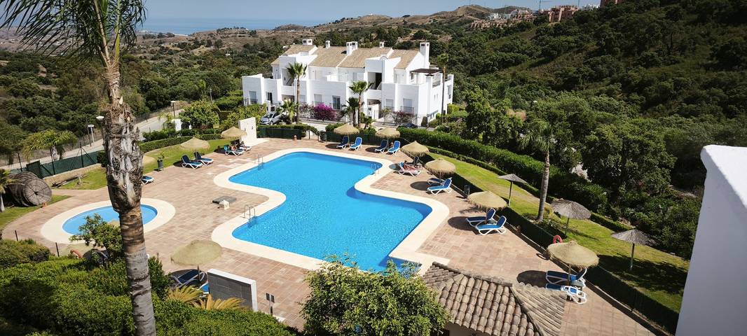 Appartement de vacances pour 4 personnes, avec piscine et jardin - 1