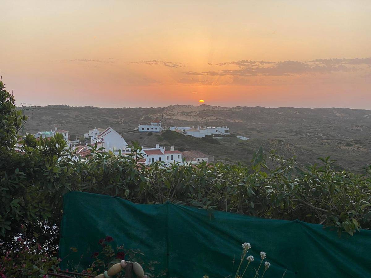 Four-Bedroom House in Bordeira, Parque Natural do Sudoeste Alentejano e Costa Vicentina
