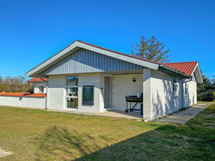 Ferieudlejning for 9 personer, med Terrasse i Thorup Strand