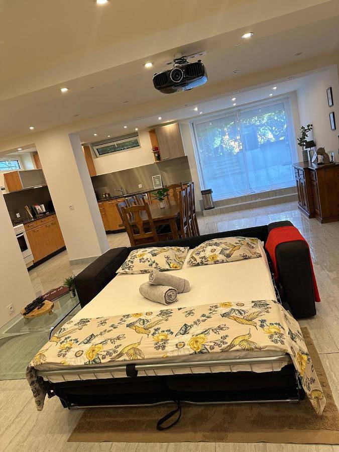 Appartement de vacances pour 4 personnes, avec Terrasse et Jardin à Ambilly